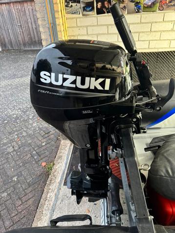 Suzuki DF8A buitenboord motor , 13 uur oud met factuur beschikbaar voor biedingen