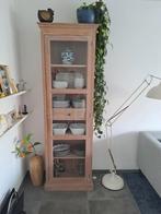 Massief houten vitrine kast, Huis en Inrichting, Kasten | Overige, Ophalen, Zo goed als nieuw