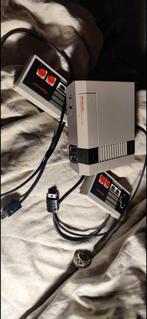 Nintendo NES mini (40euro bij direct ophalen), Ophalen, Zo goed als nieuw, Met 2 controllers