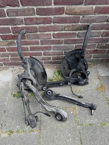 W211 Mercedes AMG Fuseehuis stabilisatorstang E55 naaf beschikbaar voor biedingen