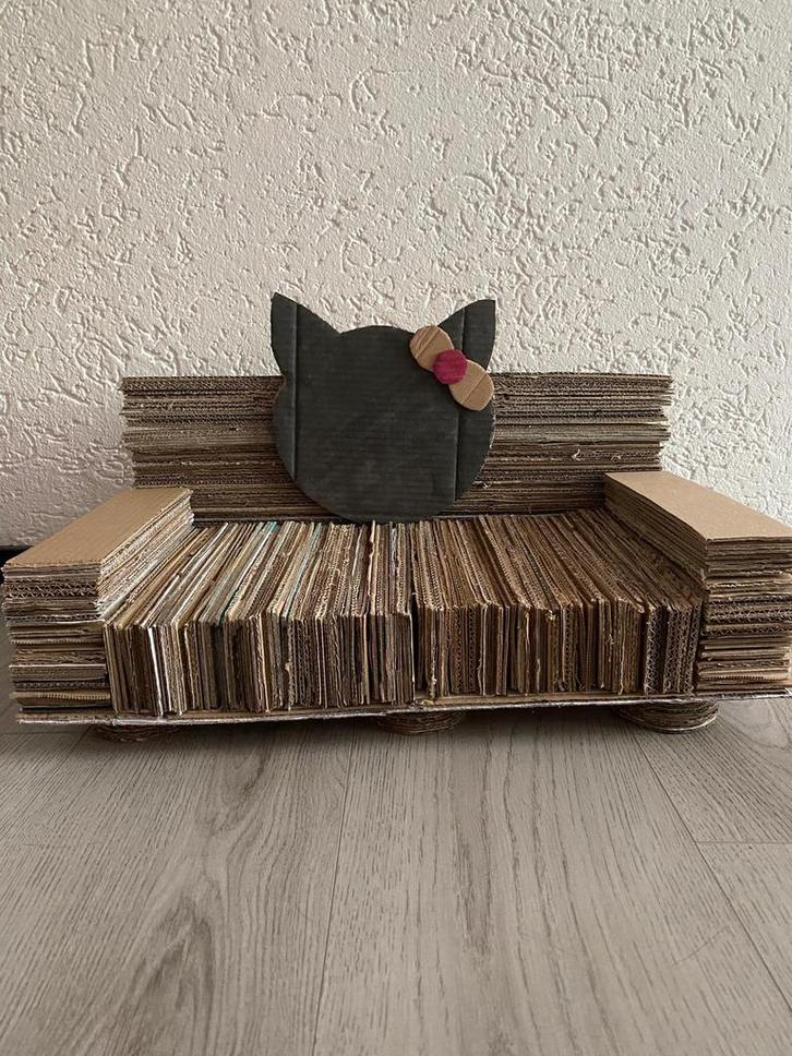 Handgemaakte kartonnen kattenkrabber, Dieren en Toebehoren, Krabmeubelen, Nieuw, Krabton, Ophalen of Verzenden