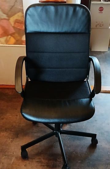 Burostoel bureaustoel zwart Ikea beschikbaar voor biedingen