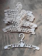 kledinghanger poppenkleertjes, Ophalen of Verzenden, Gebruikt, Overige typen