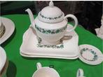 Wedgwood "Stratford" kleine theepot, hoogte 19 cm., Antiek en Kunst, Ophalen