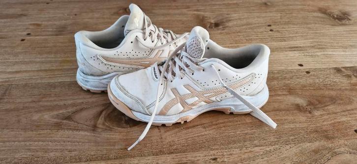 Asics Gel-Peak hockey schoenen maat 36 - zo goed als nieuw, Sport en Fitness, Hockey, Zo goed als nieuw, Schoenen, Ophalen of Verzenden