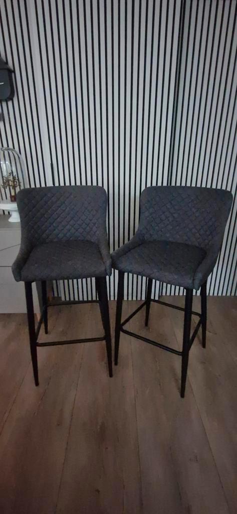 2 Barkrukken met rugleuning, Huis en Inrichting, Barkrukken, Zo goed als nieuw, 2 krukken, Ophalen
