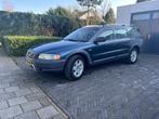 Volvo XC70 2.5 T AWD Geartronic 2005 Blauw Summum, Auto's, Volvo, Automaat, 1800 kg, Zwart, Blauw