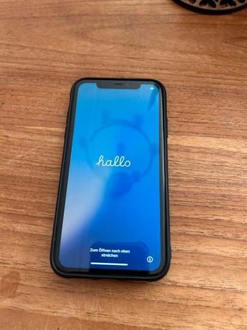 iPhone 11 64GB – Werkt perfect, lichte krasjes, batterij 68% beschikbaar voor biedingen