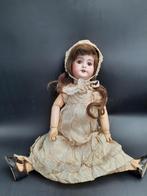 oude porseleinen pop, begin 1900, Antiek en Kunst, Curiosa en Brocante, Ophalen of Verzenden