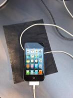 iPod Touch 8gb, Audio, Tv en Foto, Mp3-spelers | Apple iPod, Gebruikt, Touch, Ophalen of Verzenden, Zilver