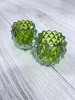 2 stuks glazen theelichtjes groen, Ophalen of Verzenden, Groen, Overige materialen, Minder dan 25 cm