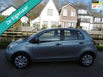 Toyota Yaris 1.3 VVTi 101pk 5-deurs Airco 2e eigenaar Histor, Te koop, Zilver of Grijs, Benzine, 550 kg