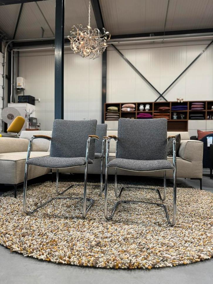 4 Nieuw Leolux Freyr Eetkamerstoel Monza Melange Stof Stoel, Huis en Inrichting, Stoelen, Nieuw, Vijf, Zes of meer stoelen, Stof