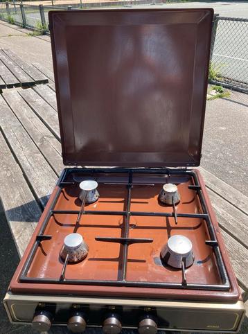 Atag gasfornuis bruin 53 x 55 cm beschikbaar voor biedingen