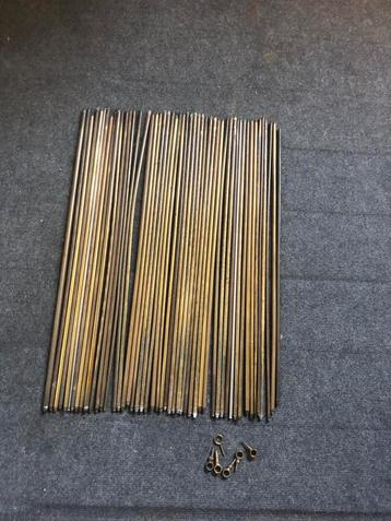 Ruim 50 traproeden 61 cm in een koop beschikbaar voor biedingen