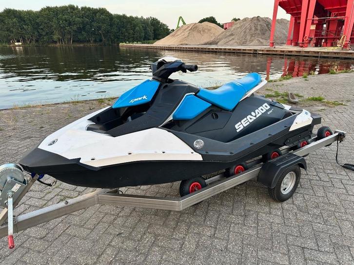 Sea-Doo Spark 2up 90PK – 7 vaarturen! + Aluminium Trailer, Watersport en Boten, Jetski's en Waterscooters, Zo goed als nieuw, 70 tot 120 pk