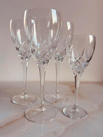 Wedgwood glazen Tosca geslepen kristal rode wijn borrel beschikbaar voor biedingen