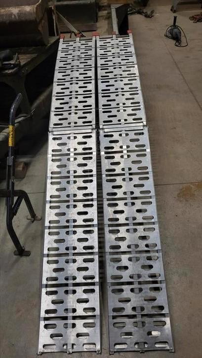 Oprij platen  opvouwbaar draagvermogen 300kg per stuk, Motoren, Accessoires | Overige, Gebruikt, Ophalen