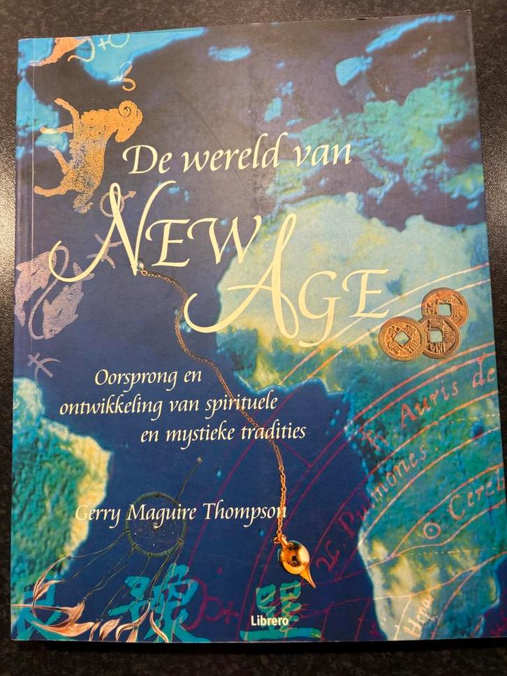 De Wereld van New Age - Spiritualiteit, Boeken, Esoterie en Spiritualiteit, Zo goed als nieuw, Achtergrond en Informatie, Spiritualiteit algemeen
