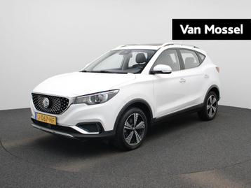 MG ZS EV Luxury 45 kWh | Pano Dak | Navi | CarPlay /Android  beschikbaar voor biedingen