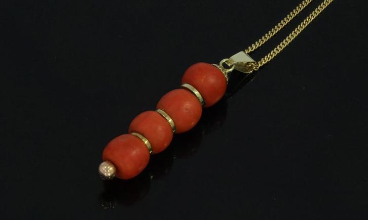Kaasjes bloedkoraal antieke 14k gouden ketting hanger, Sieraden, Tassen en Uiterlijk, Antieke sieraden, Hanger, Goud, Met edelsteen