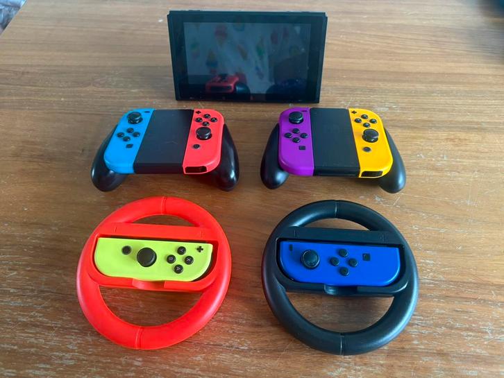 Nintendo Switch set – Excellent Condition with Accessories, Spelcomputers en Games, Spelcomputers | Nintendo Switch, Zo goed als nieuw