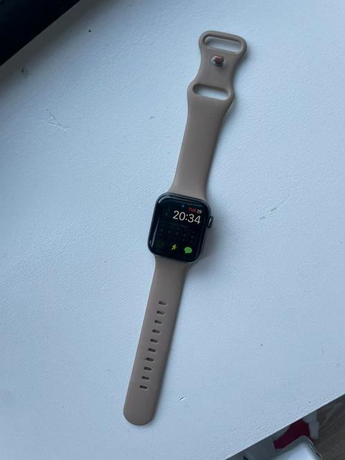 Apple Watch SE 40mm Black, Sieraden, Tassen en Uiterlijk, Smartwatches, Zo goed als nieuw, iOS, Zwart, Ophalen of Verzenden