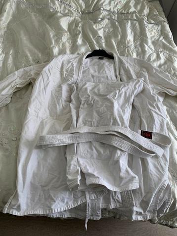 Judo Pak Beginner Maat 180 beschikbaar voor biedingen