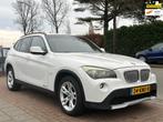 BMW X1 XDrive28i Executive *PANO| AWD I AUTOMAAT I 6 CYLINDE, Euro 5, Stof, Gebruikt, 2000 kg