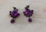 Mooie donkerlila/paarse oorbellen india. 2,7 Cm lang, Ophalen of Verzenden, Nieuw, Overige materialen, Oor- of Traguspiercing