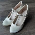 Witte schoenen maat 37, Schoenen met lage hakken, Wit, Ophalen of Verzenden, Gedragen
