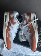 Nike Air Max 1 - Patta Wave - Monarch - EU43, Kleding | Heren, Schoenen, Overige kleuren, Nike, Nieuw, Ophalen of Verzenden