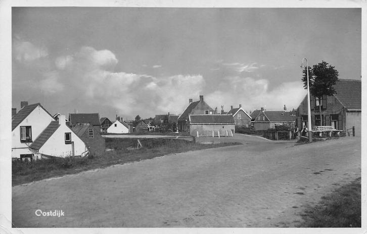 AZ414 Oostdijk Zeeland 1952, Verzamelen, Ansichtkaarten | Nederland, Gelopen, Zeeland, 1940 tot 1960, Verzenden