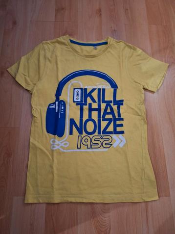T-shirt maat 146 / 152 beschikbaar voor biedingen