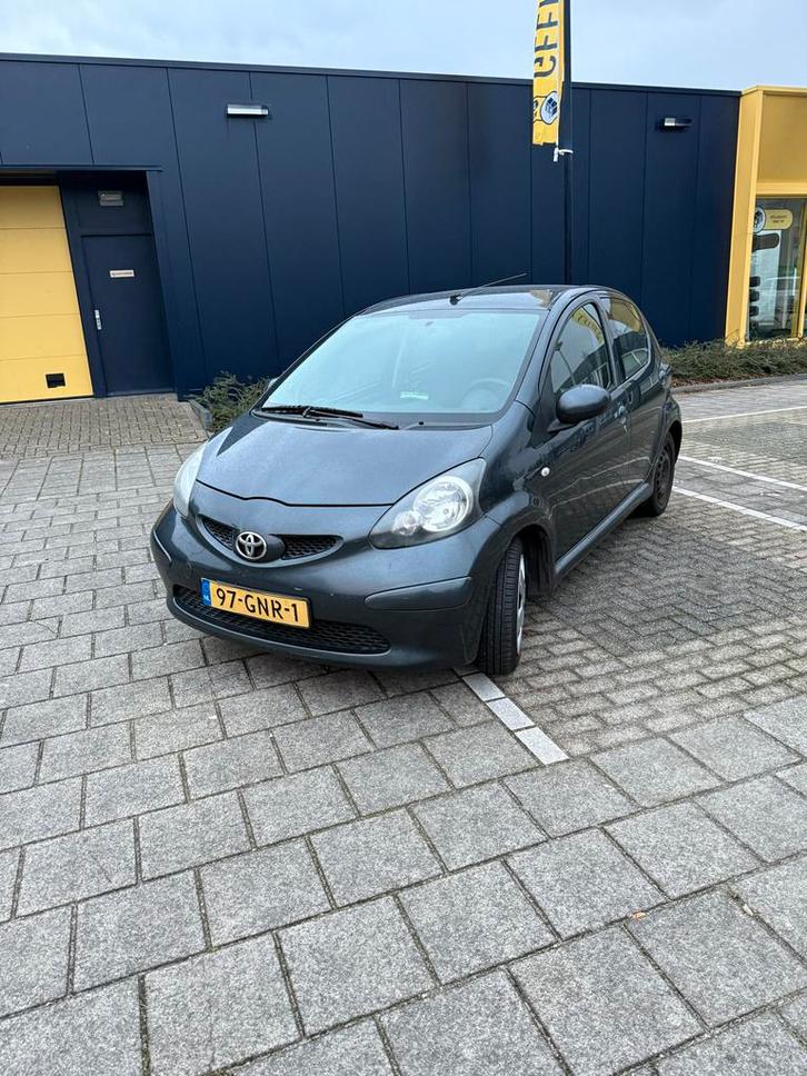 Toyota Aygo 1.0 12V 5DRS 2008 apk 10/2026 ELEC RAMEN NAP, Auto's, Toyota, Particulier, Aygo, Benzine, A, Hatchback, Handgeschakeld