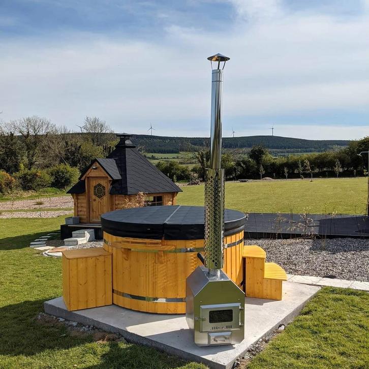 Hottub met jets en bubbels| Houtgestookt, elektrisch en meer, Tuin en Terras, Zwembad-toebehoren, Nieuw, Ophalen of Verzenden