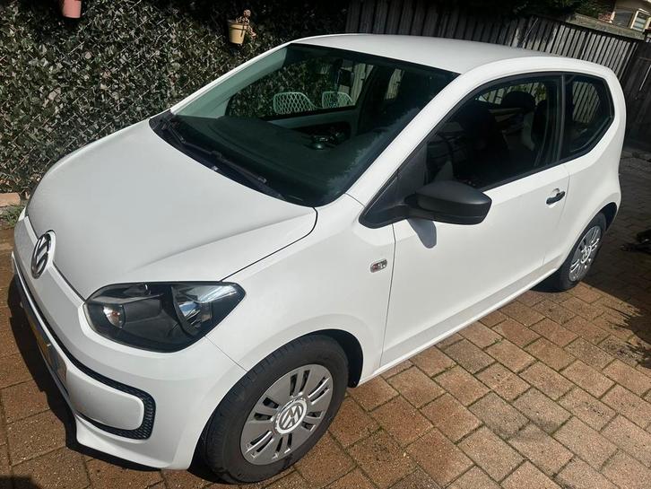 Volkswagen up! 1.0 44KW 2013 Wit met apk tot 3-7-2026, Auto's, Volkswagen, Particulier, up!, ABS, Airbags, Airconditioning, Radio