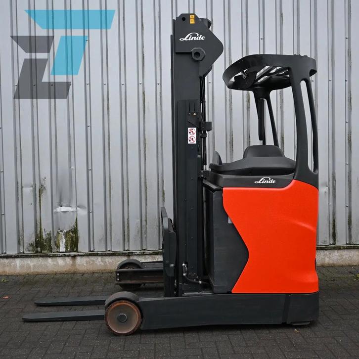 Linde R14-01 Elektrische Reachtruck (bj 2019), Zakelijke goederen, Machines en Bouw | Heftrucks en Intern transport, Reachtruck