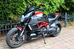 Ducati DIAVEL 1200 ABS TERMIGNONI (bj 2011), Motoren, Motoren | Ducati, 1198 cc, Particulier, Meer dan 35 kW, Naked bike