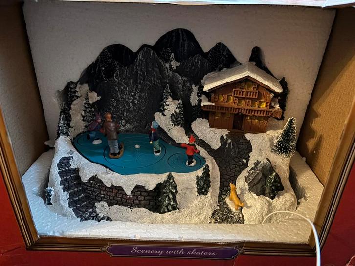 Luville Nieuw Scenery with skaters - Schaatsbaan landschap, Diversen, Kerst, Nieuw, Ophalen