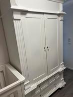 Babykamer kast+commode+ledikant +wandrek, Kinderen en Baby's, Kinderkamer | Complete kinderkamers, Ophalen, Gebruikt, Jongetje of Meisje
