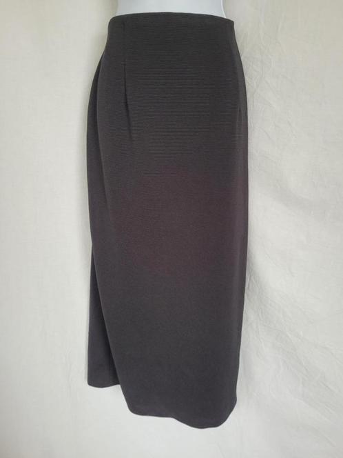 Nette zwarte lange rok mt 42, Kleding | Dames, Rokken, Zo goed als nieuw, Maat 42/44 (L), Zwart, Onder de knie, Ophalen of Verzenden