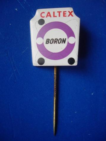 Speldje van Caltex Boron (benzine) beschikbaar voor biedingen