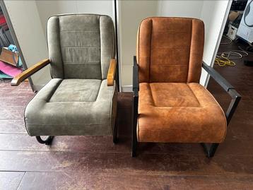 2 x luxe fauteuil beschikbaar voor biedingen