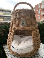 Katten/ hondenmand, Ophalen, Zo goed als nieuw, Riet