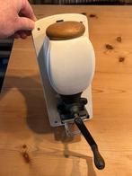 2 vintage Koffiemolens - Wandmodel, Ophalen