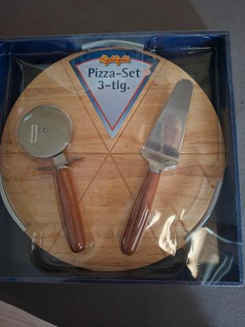 Pizza Snijder Set - Nieuw in Doos beschikbaar voor biedingen