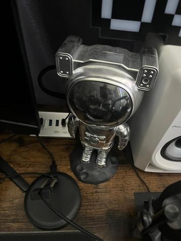 Sterrenprojector astronaut beschikbaar voor biedingen