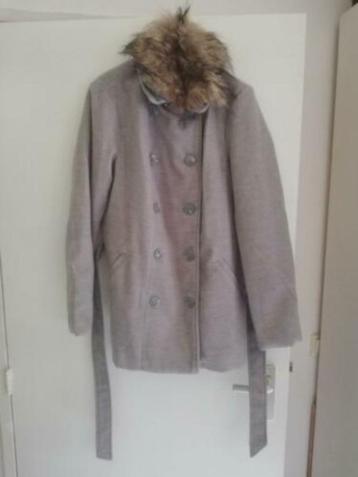 nieuwe grijze winterjas met bont kraag maat L beschikbaar voor biedingen