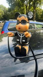 Coco chanel bearbrick /be@rbrick, Eén persoon